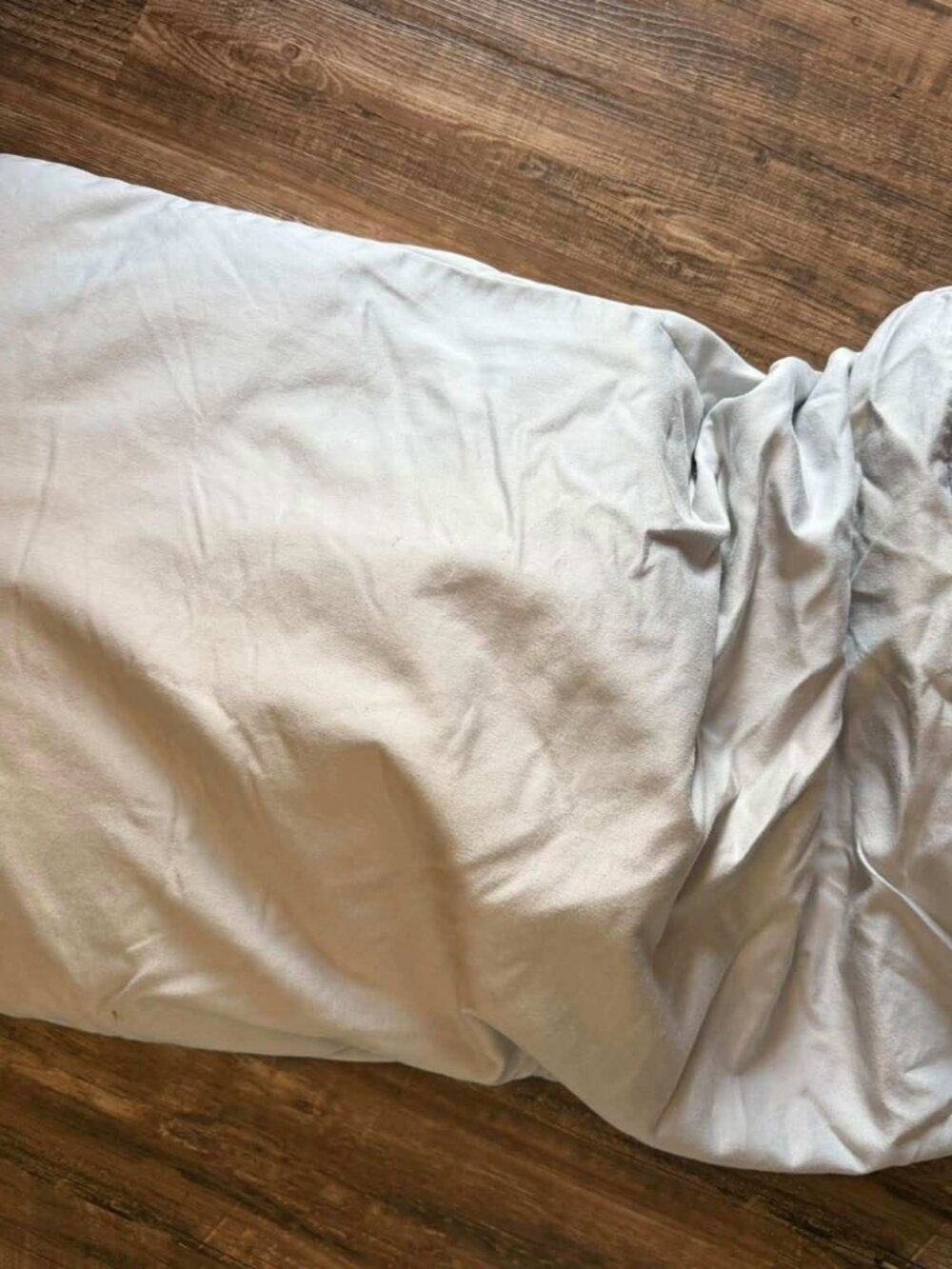 Light Grey King Sized Sheet set.